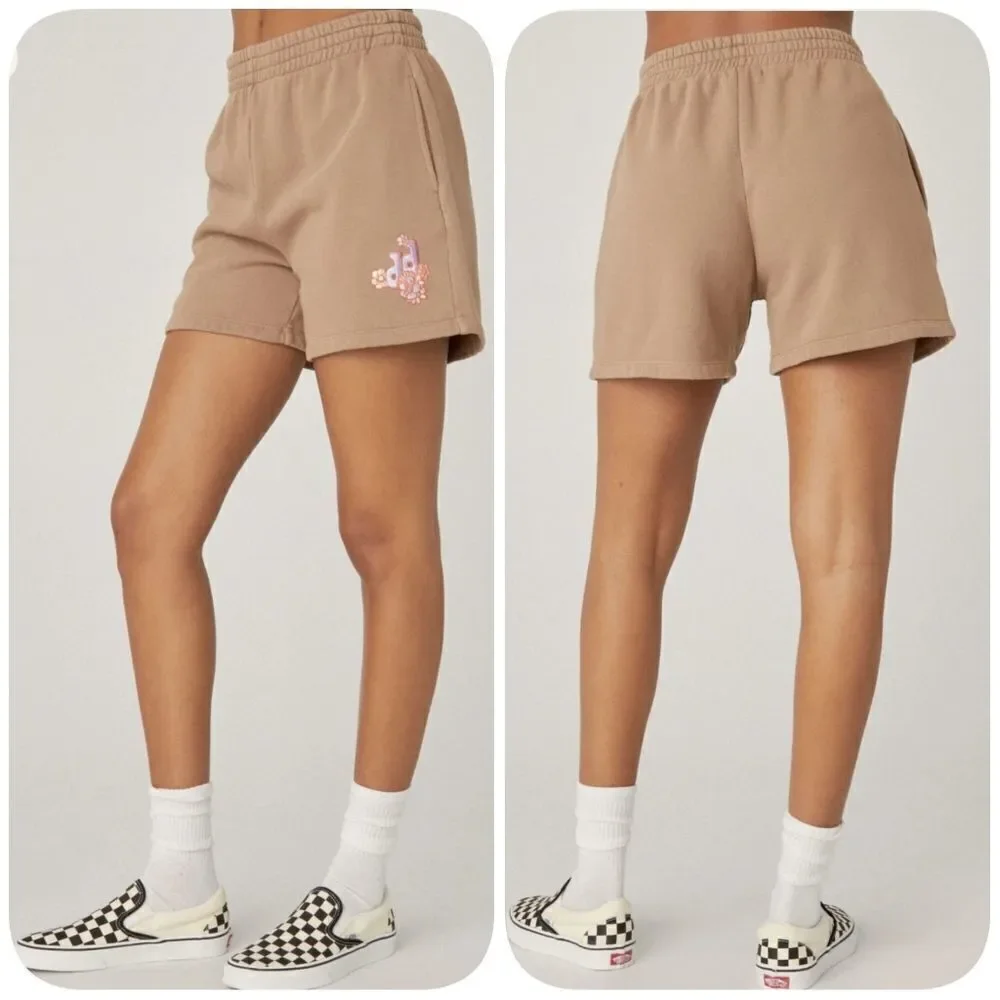 Daydreamer Flower Logo Boyfriend Sweat Shorts